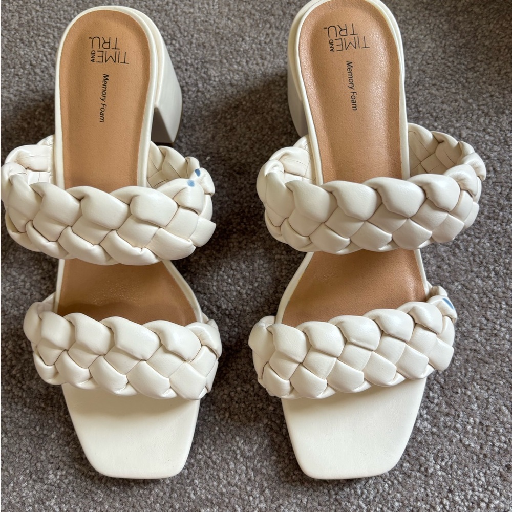 Time and Tru Women's Cream Braided Sandals